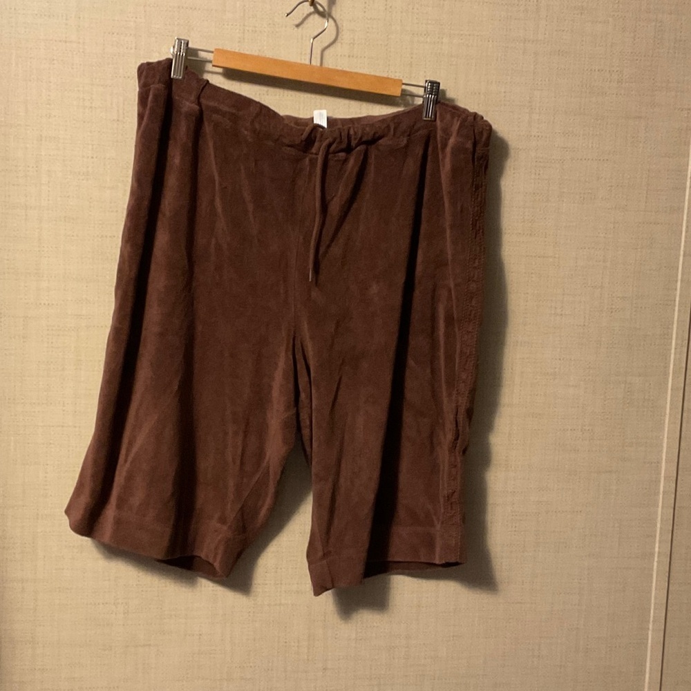 Elegant Brown Suede Women's Bermudas